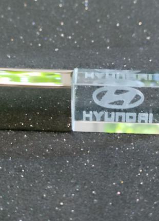 Флешка с логотипом Hyundai (Хюндай) 32 Гб