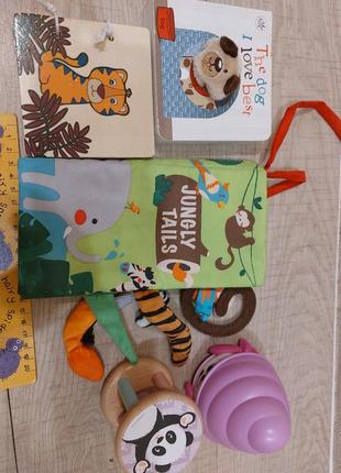 Лот развивающих книжек+ игрушки для малыша
