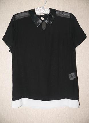 Стильная блузка с отделкой и воротничком кожзам