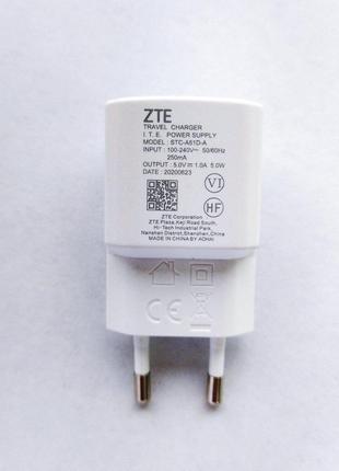 Зарядний пристрій ZTE 5В 1А з роз'ємом USB (блок живлення)