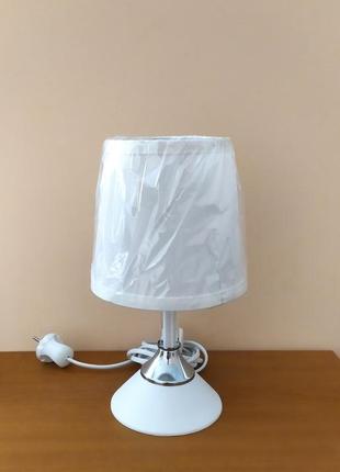 Настільна лампа з абажуром нічник світильник