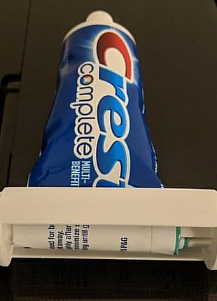 Дозатор для тюбика зубной пасты
