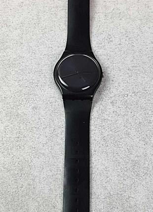 Наручные часы Б/У Swatch v8 sr1130sw