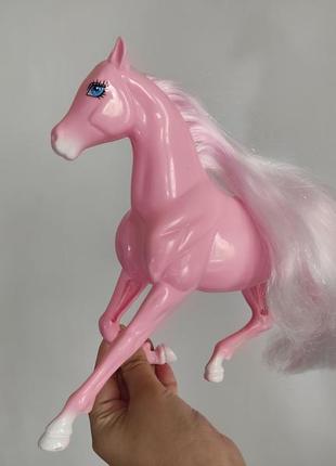 Лошадь для куклы барби розового цвета