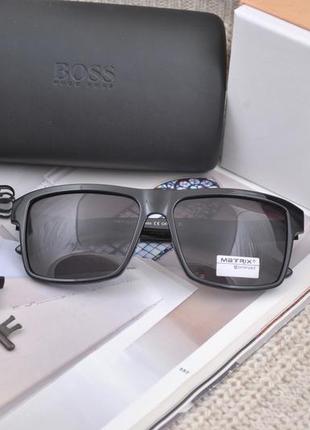 Фирменные мужские солнцезащитные очки matrix polarized mt8588