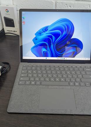 Microsoft Surface Laptop 3 - 13.5" - Core i5-1035G7 / 8gb / 256gb