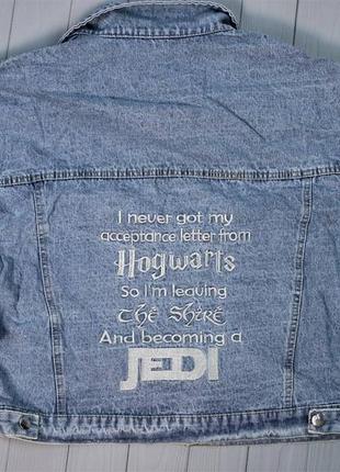 Стильна куртка джинсівка з написом, жіноча джинсова куртка, ме...