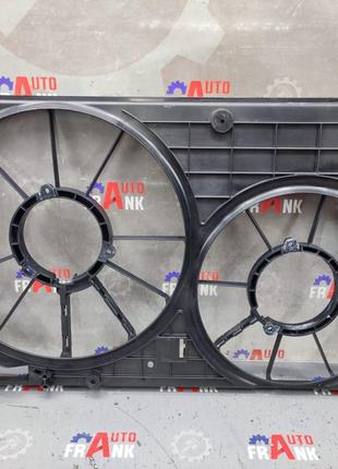 Диффузор радиатора 1K0121207J для Audi/ Seat/ Skoda/ Volkswagen