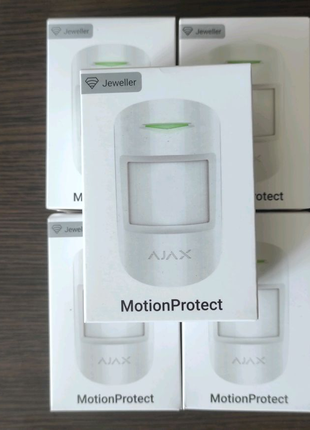 Безпровідний датчик руху Ajax MotionProtect білий