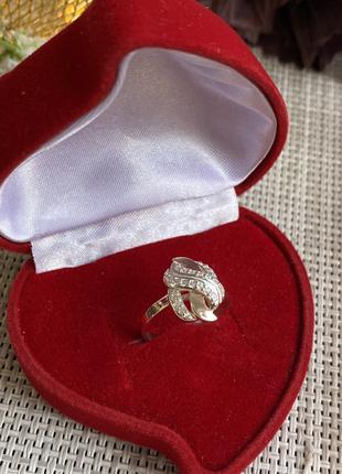 Серебряное кольцо с напайками из золота