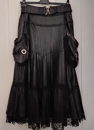 Длинная юбка черного цвета большого размера.kapris