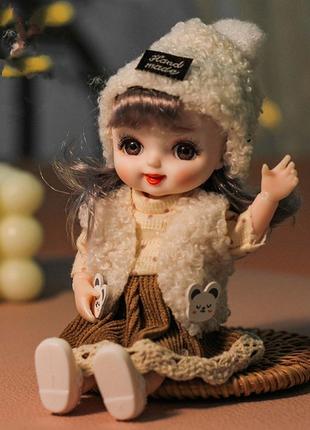 Шарнирная кукла BJD в шапке 16см