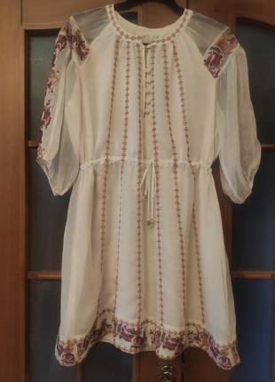 Платье-вышиванка в украинском стиле