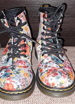 Черевики dr. martens