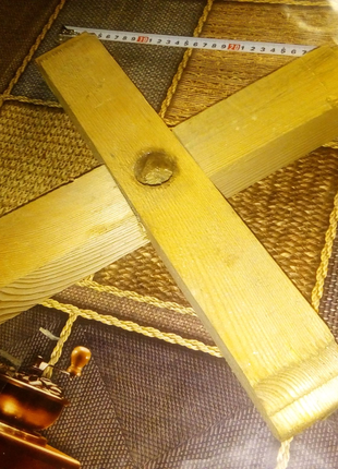 Хрестовина подставка деревяная узорная недорого