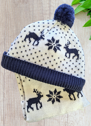 Зимние шапка с шарфиком kiabi