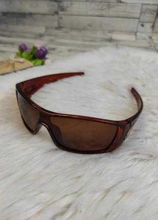 Солнцезащитные очки женские коричневые