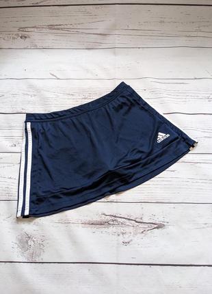 Спортивна тенісна юбка-шорти від adidas
