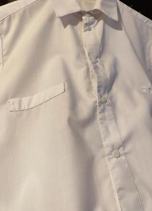 Рубашка белая на кнопках 164
