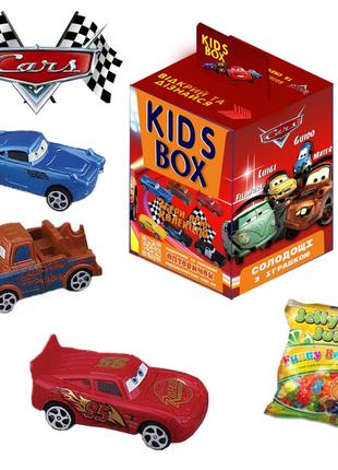 Тачки Cars Kids Box игрушки с жевательным мармеладом в коробоч...