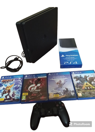 Ігрова приставка SONY PlayStation 4 1ТВ Black +підставка+ 4 гри