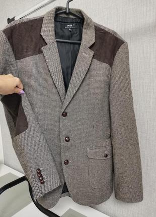 Теплый мужской пиджак со вставками