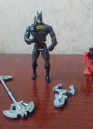 Іграшка-фігурка BATMAN+робот у подарунок.