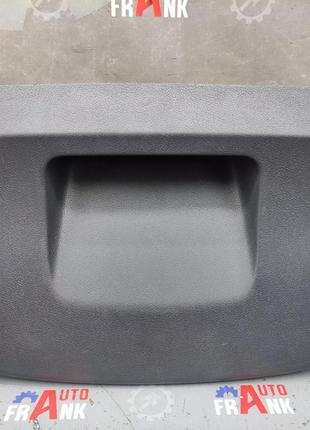 Обшивка двери багажника 909007840R для Dacia Sandero II