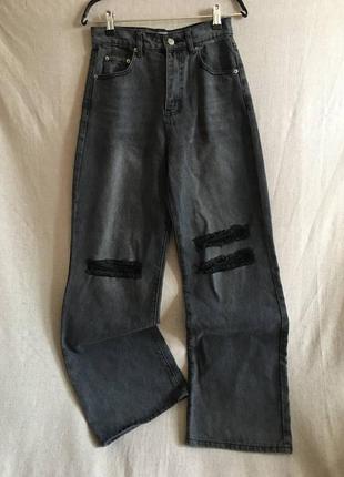 Широкие свободные джинсы трубы adika с рваной