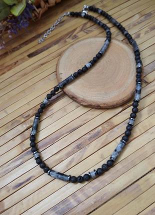 Мужское ожерелье/чокер из бусин лавы, лаврикита и гематита.