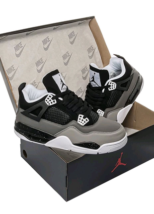 Чоловічі кросівки 
Air Jordan 4 Retro Fear Pack