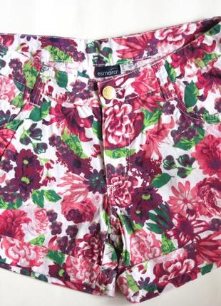 Яркие шорты с цветочным принтом esmara