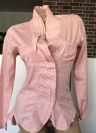 Розовая чайная роза блуза рубашка с рюшами