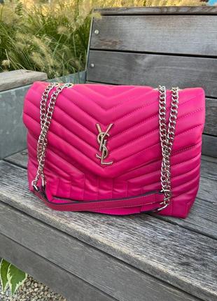 Женская сумка розового цвета, выполненная из экокожи