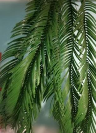 Декоративная пальма, длинные ветки искусственной пальмы