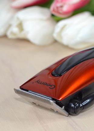 Машинка для стрижки волос и бороды от сети Gemei 1012 Красная ms