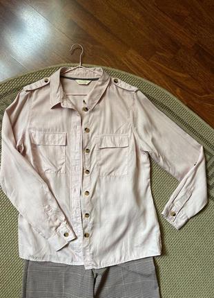 Отличная рубашка блуза розовая