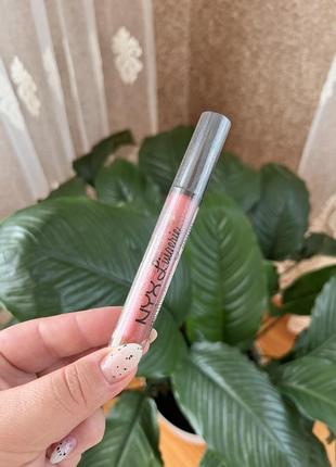 Блеск никс глиttep-блeck lip lingerie glitter nyx