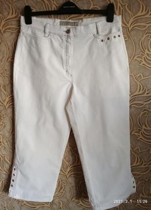 Стрейчевые белые капри/бриджи zerres jeans германия /размер  1...