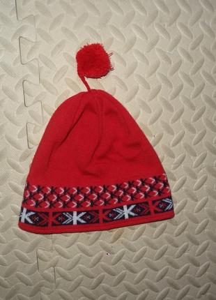 Зимняя вязаная шапка со скандинавским орнаментом  kama