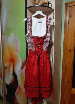 Баварское винтажное платье дырнь октоберфест с фартуком