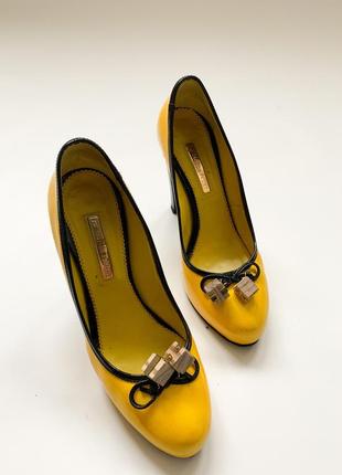 Яркие желтые итальянские туфли на каблуках натуральная кожа ma...