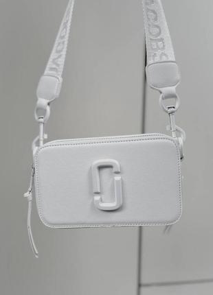 Біла сумка клатч marc jacobs logo total white snapshot crossbo...