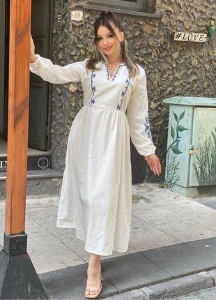 Колоритное платье с вышивкой в этническом стиле, украинное пла...