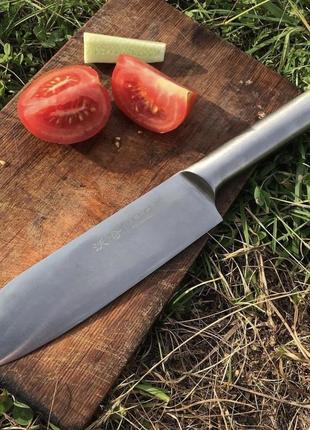 Японский кухонный нож сантоку