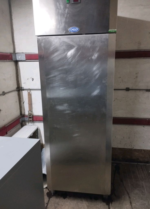 Холодильный шкаф DGD  AF07PKMTN