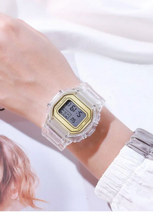 Прозрачные электронные часы винтажные с подсветкой. Золотые