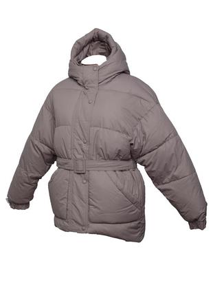 Женская зимняя куртка, парка, пуховик с поясом бежевого цвета