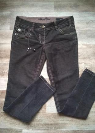 Вельветовые брюки от бренда next темно-коричневого цвета р. 10.