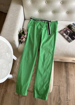 Хлопковые зеленые брюки esprit